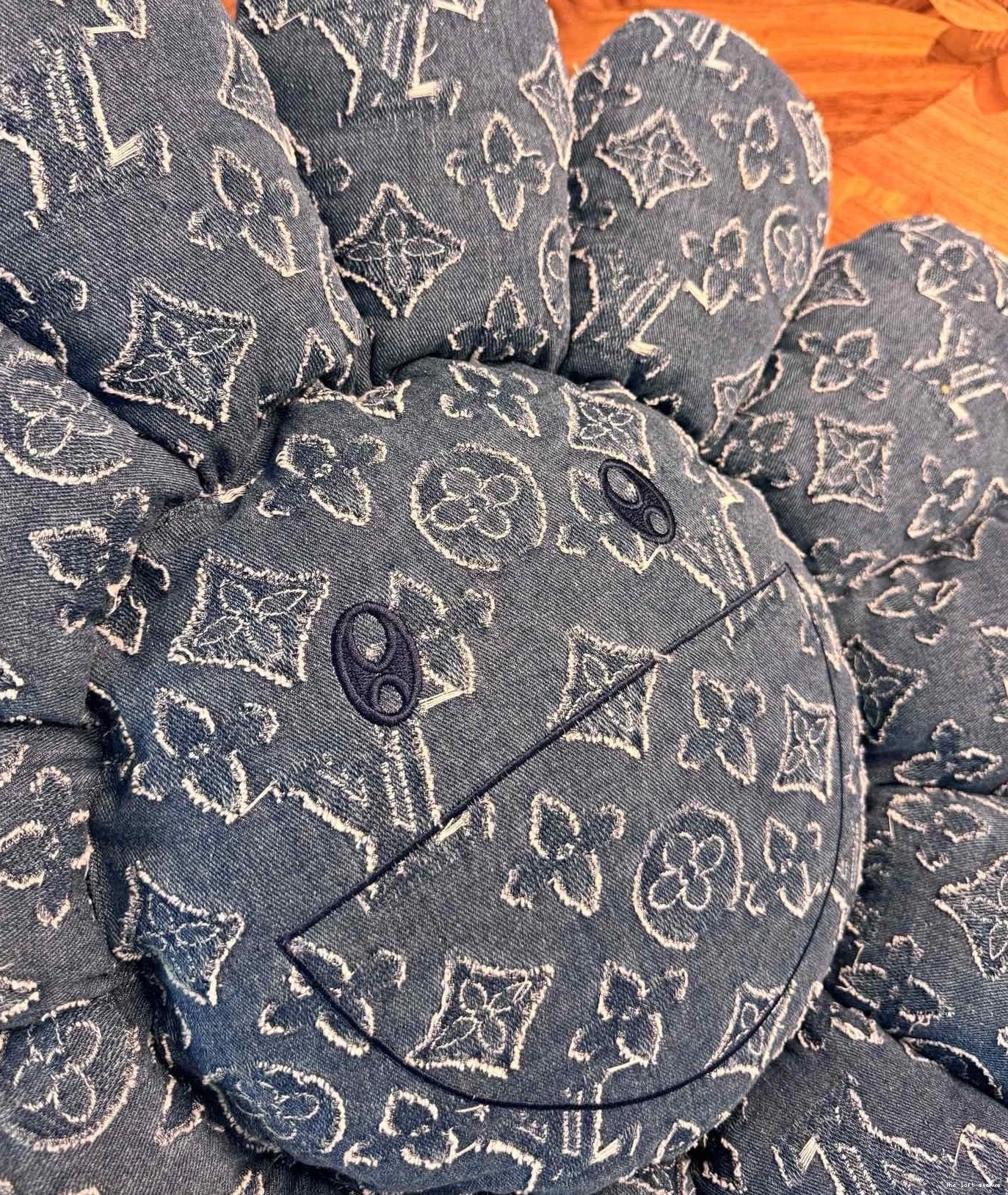 PLUSH FLOWER CUSTOM LV MURAKAMI 0818